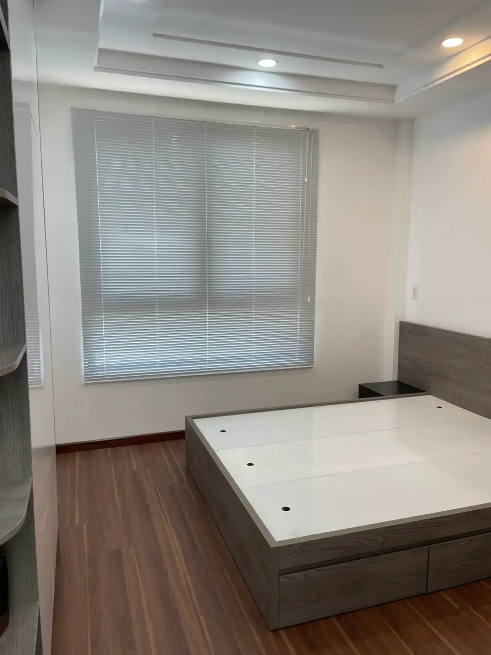 public/projects/Rèm vải kết hợp rèm sáo nhôm cho nhà phố KDC An Gia Bình Dương - 2.webp